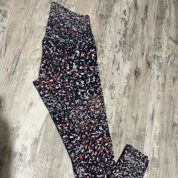Lululemon Align High-Rise Pant 28” in Water Blossom Multi ❤️😊❤️ - Picture 1 of 5